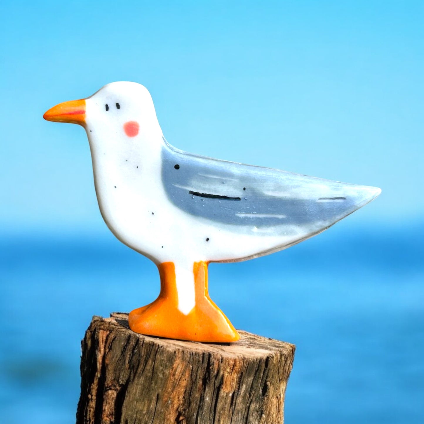 Seagull Ceramic Brooch/pin/button/badge.Ceramic/Porcelain.Animal jewellery.Handmade in Wales ,Uk